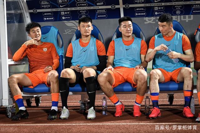 秦岚“十年相伴”引发热议，魏大勋的身份会改变吗？